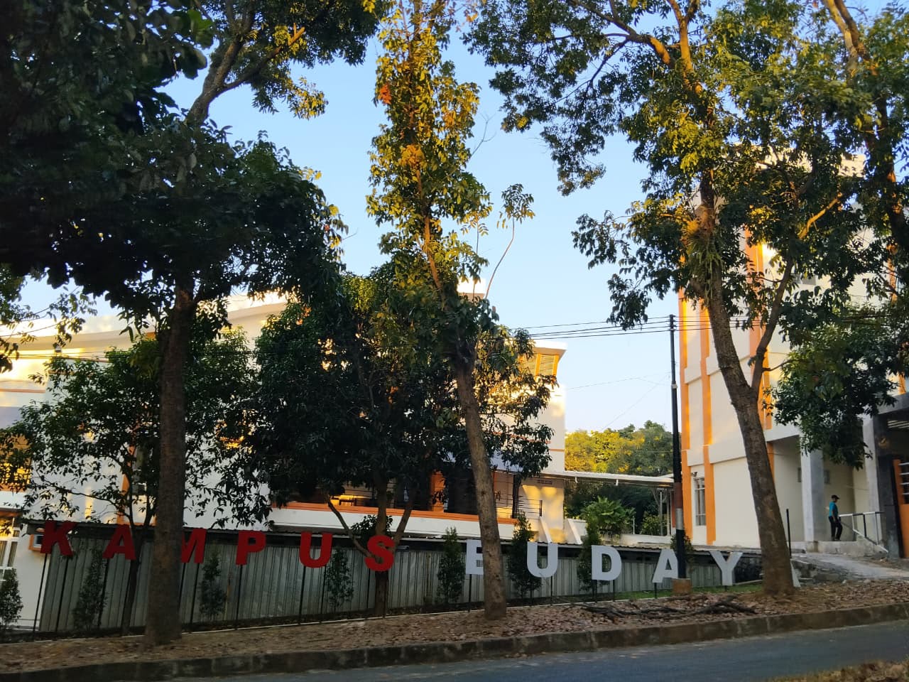 Kegiatan IKA FIB UNDIP