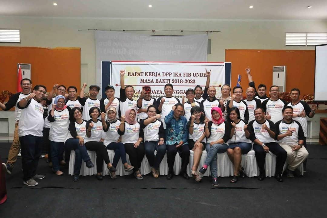 Para Alumni Sastra/FIB Undip yang luar biasa